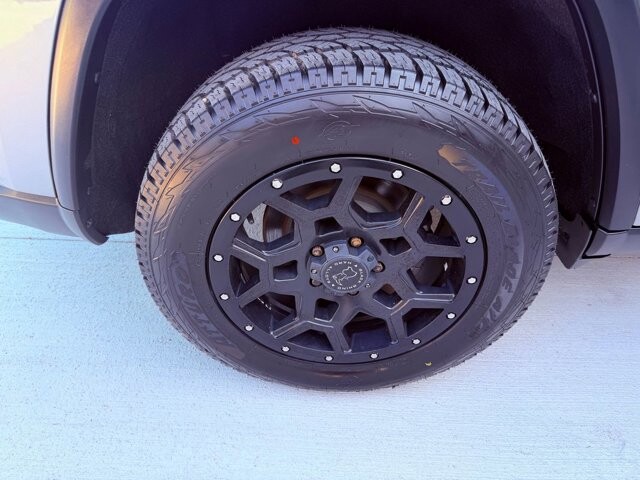 2019 Jeep Grand Cherokee in Knoxville, TN 37920 - 18130081 30