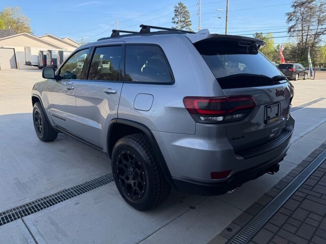 2019 Jeep Grand Cherokee in Knoxville, TN 37920 - 18130081 4