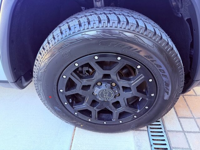 2019 Jeep Grand Cherokee in Knoxville, TN 37920 - 18130081 31