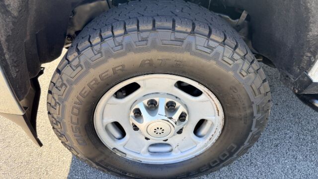 2018 Chevrolet Silverado 2500 in Austell, GA 30168 - 18130090 30