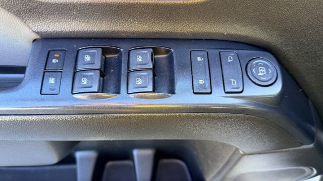 2018 Chevrolet Silverado 2500 in Austell, GA 30168 - 18130090 22