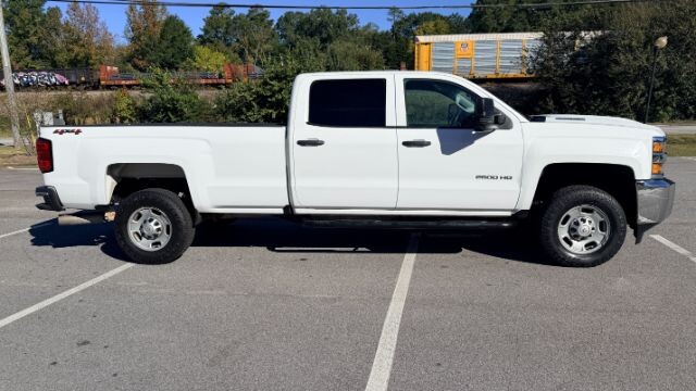 2018 Chevrolet Silverado 2500 in Austell, GA 30168 - 18130090 5