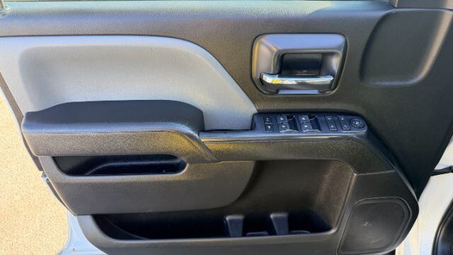 2018 Chevrolet Silverado 2500 in Austell, GA 30168 - 18130090 21