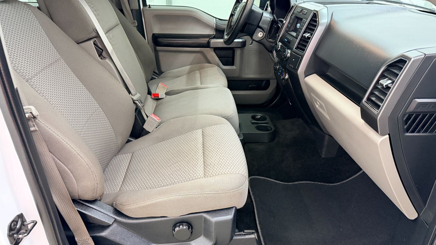 2018 Ford F150 in Austell, GA 30168 - 18130092 17