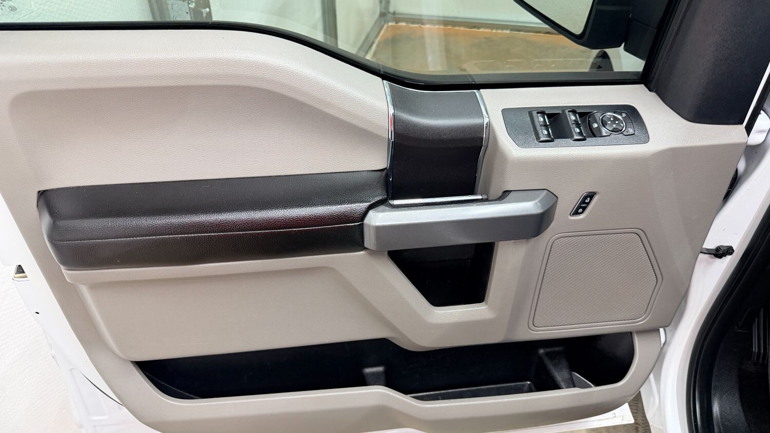 2018 Ford F150 in Austell, GA 30168 - 18130092 9
