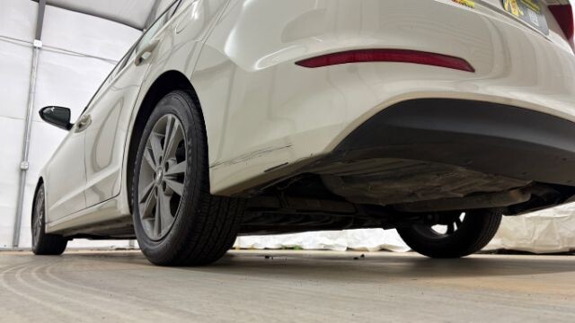 2017 Hyundai Elantra in Austell, GA 30168 - 18130093 21