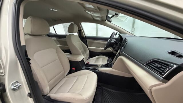 2017 Hyundai Elantra in Austell, GA 30168 - 18130093 18