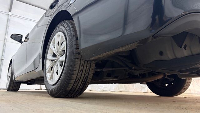 2017 Toyota Camry in Austell, GA 30168 - 18130095 21