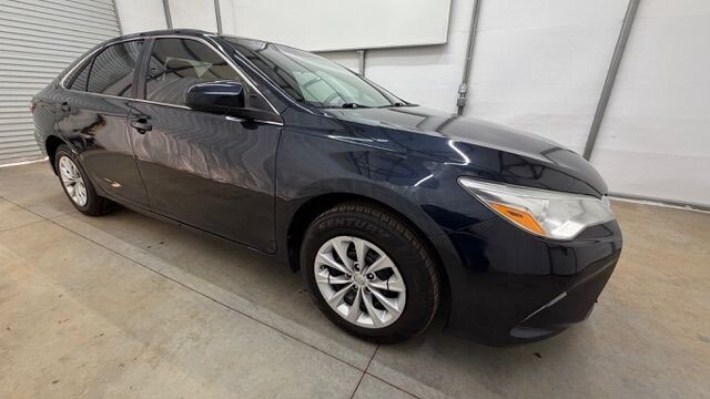 2017 Toyota Camry in Austell, GA 30168 - 18130095 8