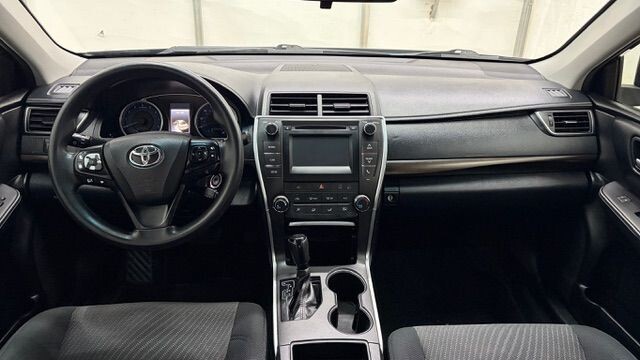 2017 Toyota Camry in Austell, GA 30168 - 18130095 16