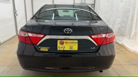 2017 Toyota Camry in Austell, GA 30168 - 18130095 5