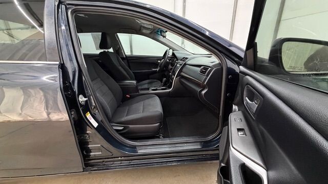 2017 Toyota Camry in Austell, GA 30168 - 18130095 18