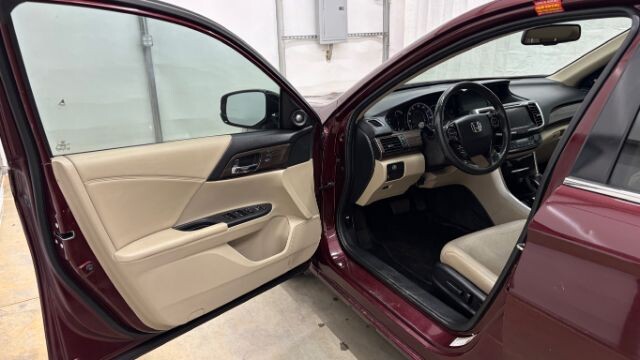 2017 Honda Accord in Austell, GA 30168 - 18130101 11