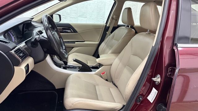 2017 Honda Accord in Austell, GA 30168 - 18130101 12