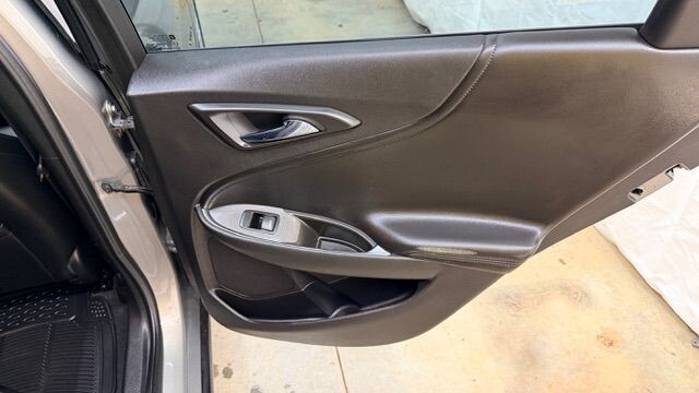 2017 Chevrolet Malibu in Austell, GA 30168 - 18130107 16