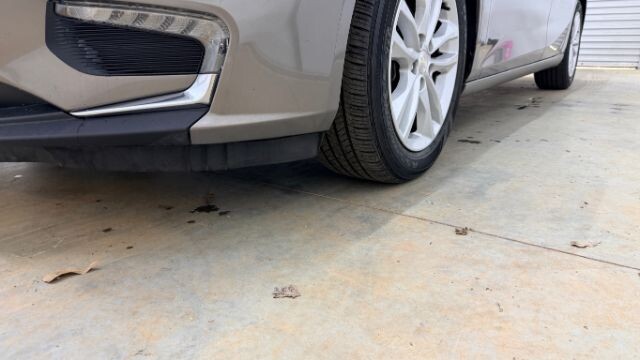 2017 Chevrolet Malibu in Austell, GA 30168 - 18130107 21