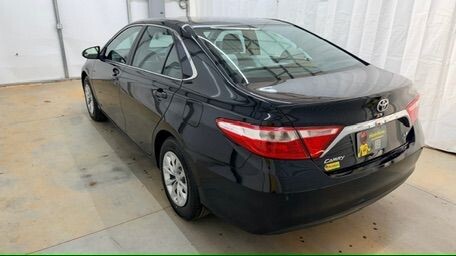 2016 Toyota Camry in Austell, GA 30168 - 18130109 4