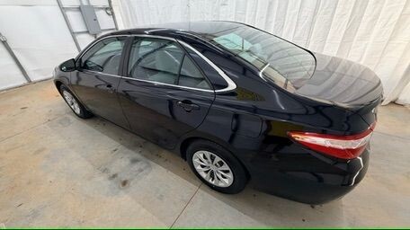 2016 Toyota Camry in Austell, GA 30168 - 18130109 3