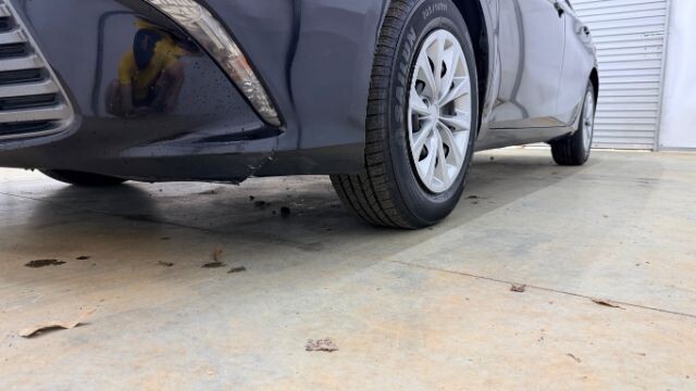 2016 Toyota Camry in Austell, GA 30168 - 18130109 21