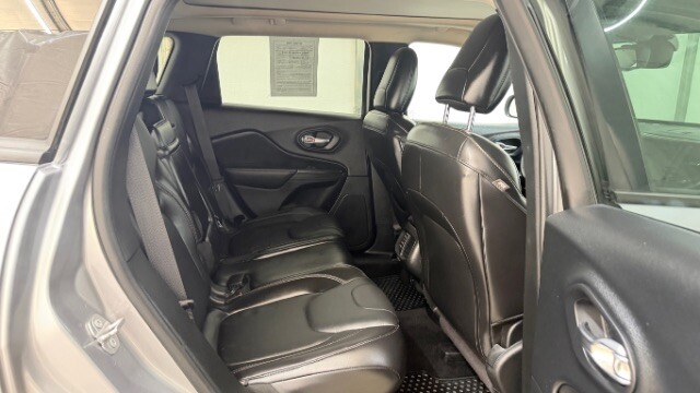 2017 Jeep Cherokee in Austell, GA 30168 - 18130114 14