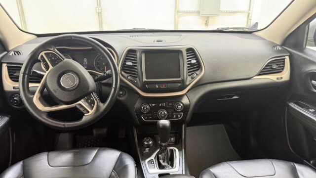 2017 Jeep Cherokee in Austell, GA 30168 - 18130114 5