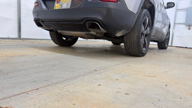 2017 Jeep Cherokee in Austell, GA 30168 - 18130114 21