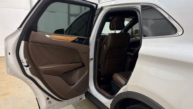 2015 Lincoln MKC in Austell, GA 30168 - 18130116 14