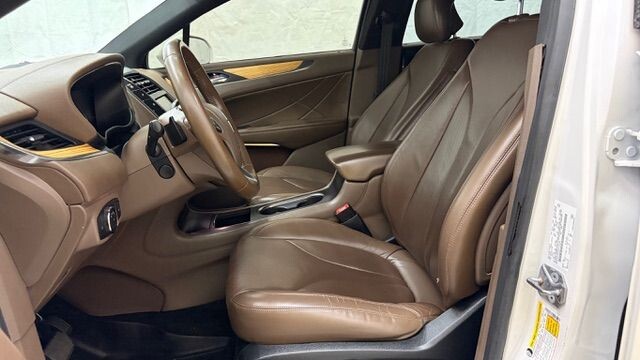 2015 Lincoln MKC in Austell, GA 30168 - 18130116 12