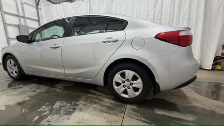 2015 Kia Forte in Austell, GA 30168 - 18130122 3