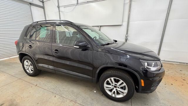 2015 Volkswagen Tiguan in Austell, GA 30168 - 18130127 8
