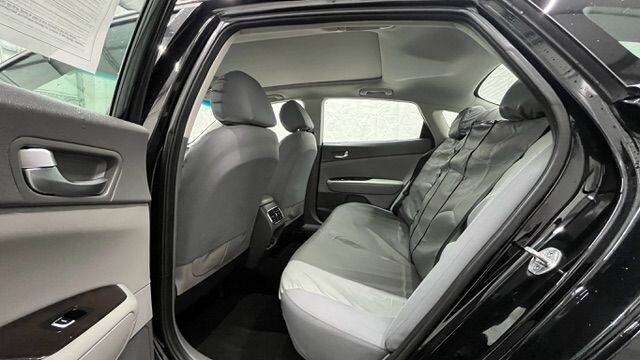 2018 Kia Optima in Austell, GA 30168 - 18130129 14