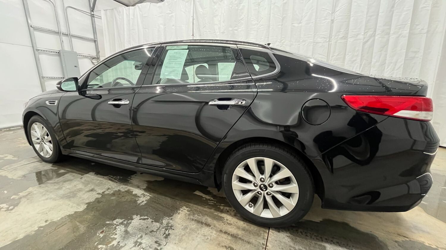 2018 Kia Optima in Austell, GA 30168 - 18130129 3