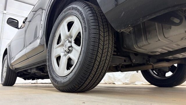 2012 Toyota RAV4 in Austell, GA 30168 - 18130146 22