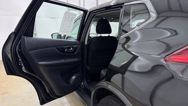 2017 Nissan Rogue in Austell, GA 30168 - 18130148 14