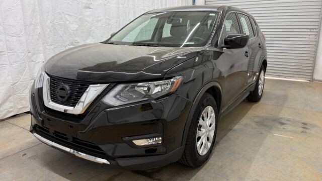 2017 Nissan Rogue in Austell, GA 30168 - 18130148
