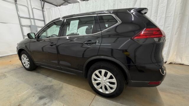2017 Nissan Rogue in Austell, GA 30168 - 18130148 3