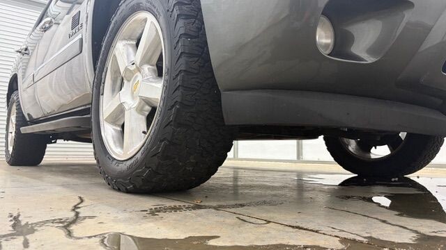 2011 Chevrolet Tahoe in Austell, GA 30168 - 18130157 21