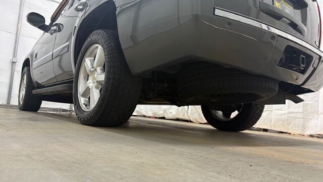 2011 Chevrolet Tahoe in Austell, GA 30168 - 18130157 23