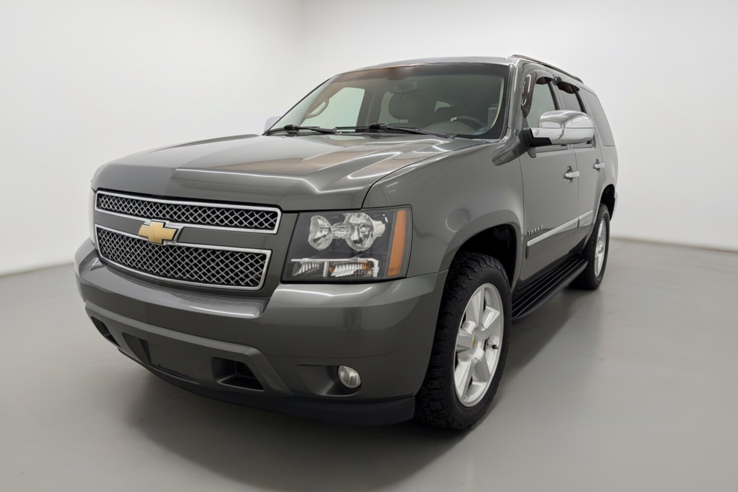 2011 Chevrolet Tahoe in Austell, GA 30168 - 18130157