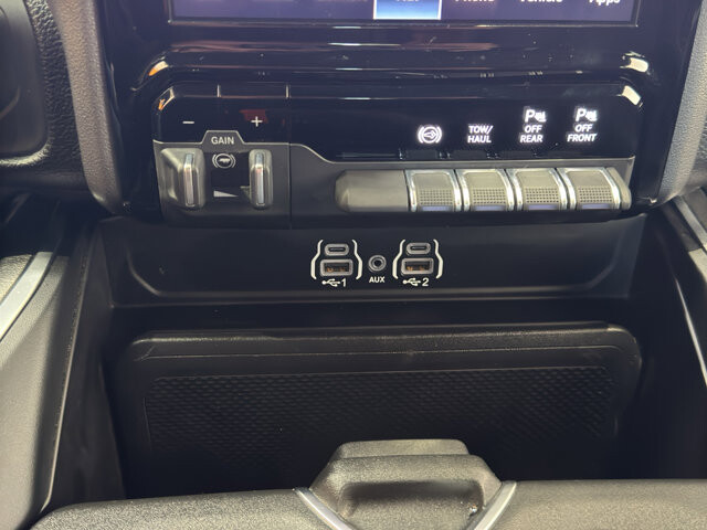 2025 RAM 2500 in Burlington, WI 53105 - 18130171 30