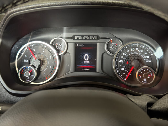 2025 RAM 2500 in Burlington, WI 53105 - 18130171 26