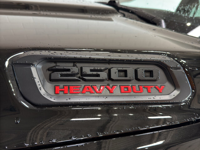 2025 RAM 2500 in Burlington, WI 53105 - 18130171 10