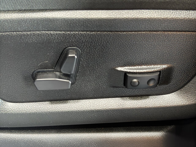 2025 RAM 2500 in Burlington, WI 53105 - 18130171 16