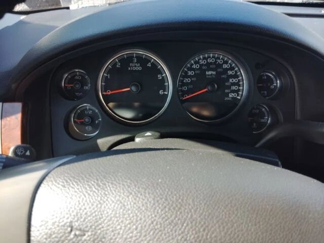 2012 GMC Yukon XL in Greenville, SC 29607 - 18130180 28