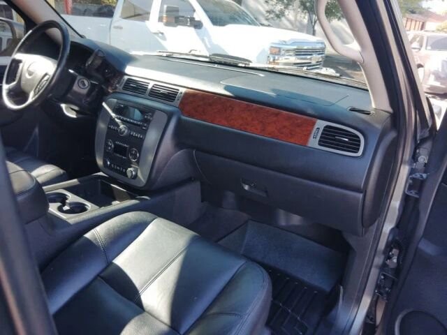 2012 GMC Yukon XL in Greenville, SC 29607 - 18130180 17