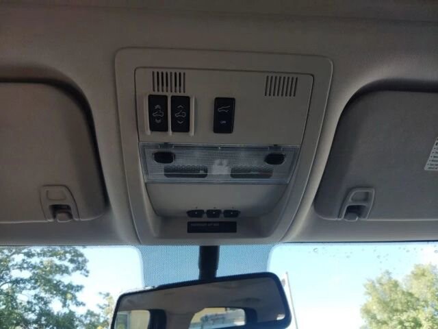 2012 GMC Yukon XL in Greenville, SC 29607 - 18130180 31