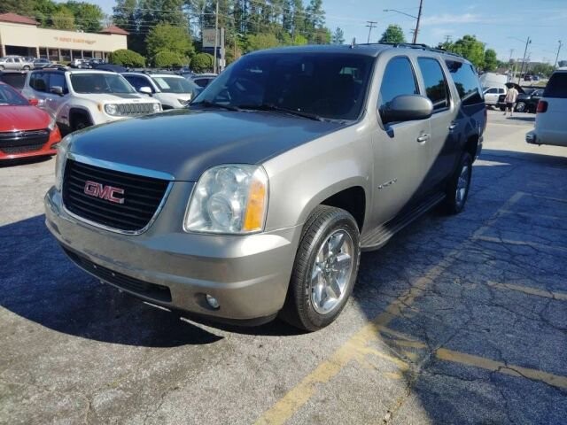 2012 GMC Yukon XL in Greenville, SC 29607 - 18130180 7