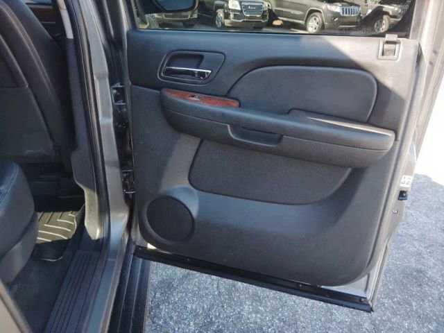 2012 GMC Yukon XL in Greenville, SC 29607 - 18130180 18