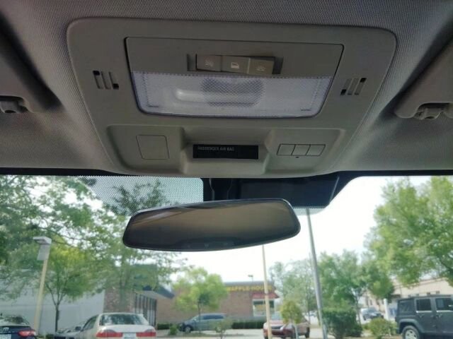 2014 Chevrolet Camaro in Greenville, SC 29607 - 18130181 24