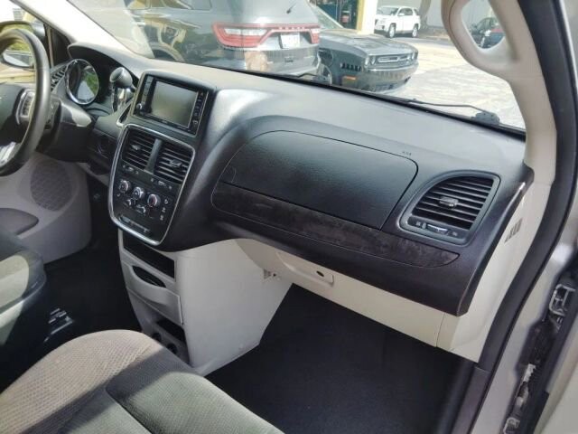 2017 Dodge Grand Caravan in Greenville, SC 29607 - 18130184 16
